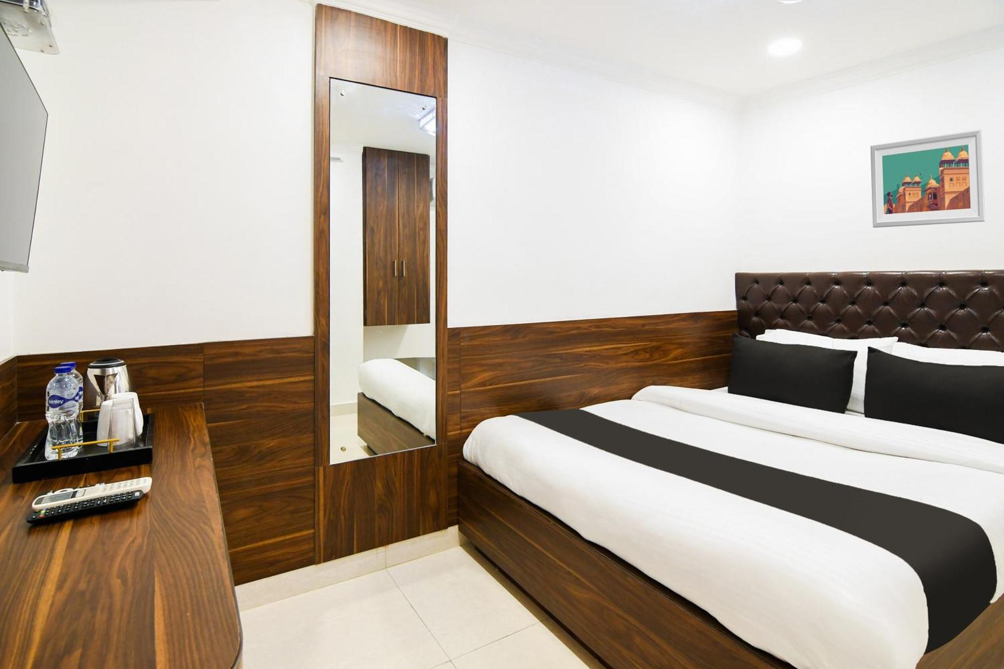 Super Hotel O Eminent Hotel Kalkuta Zewnętrze zdjęcie