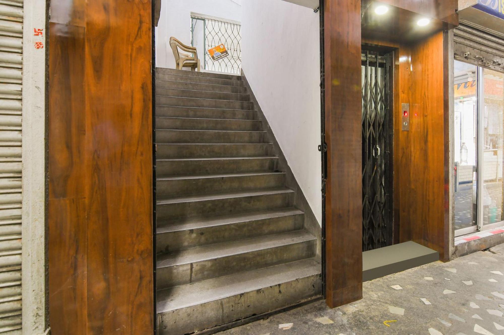 Super Hotel O Eminent Hotel Kalkuta Zewnętrze zdjęcie